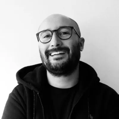 Dimitri Themelis, founder and CEO of glooh.